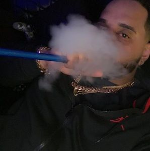 Meet your Posher, Joel